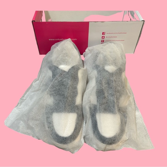 NWT! HEY GIRL, BY CORKY’S,IN NAVY BLUE/WHITE W/ CRYSTAL STAR, WOMAN’S SIZE 10. - Picture 15 of 16